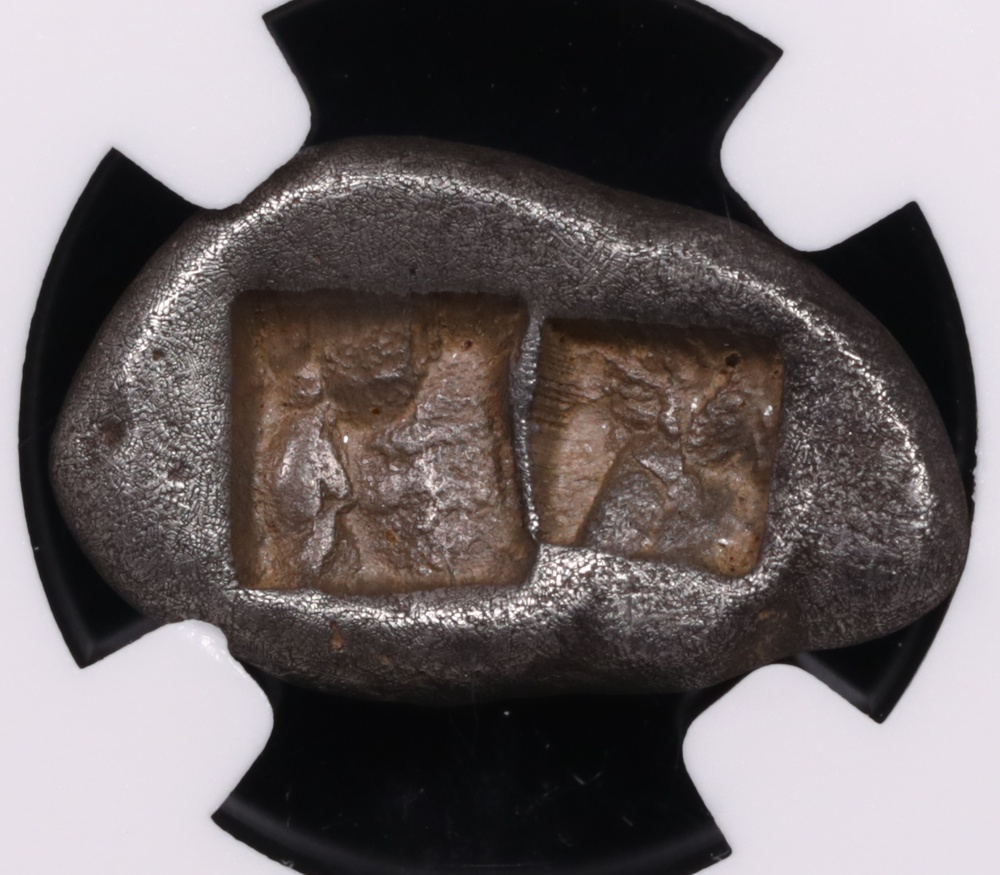 561 BC Lydia Silver Half-Stater Lion Confronting Bull NGC AU 5x4