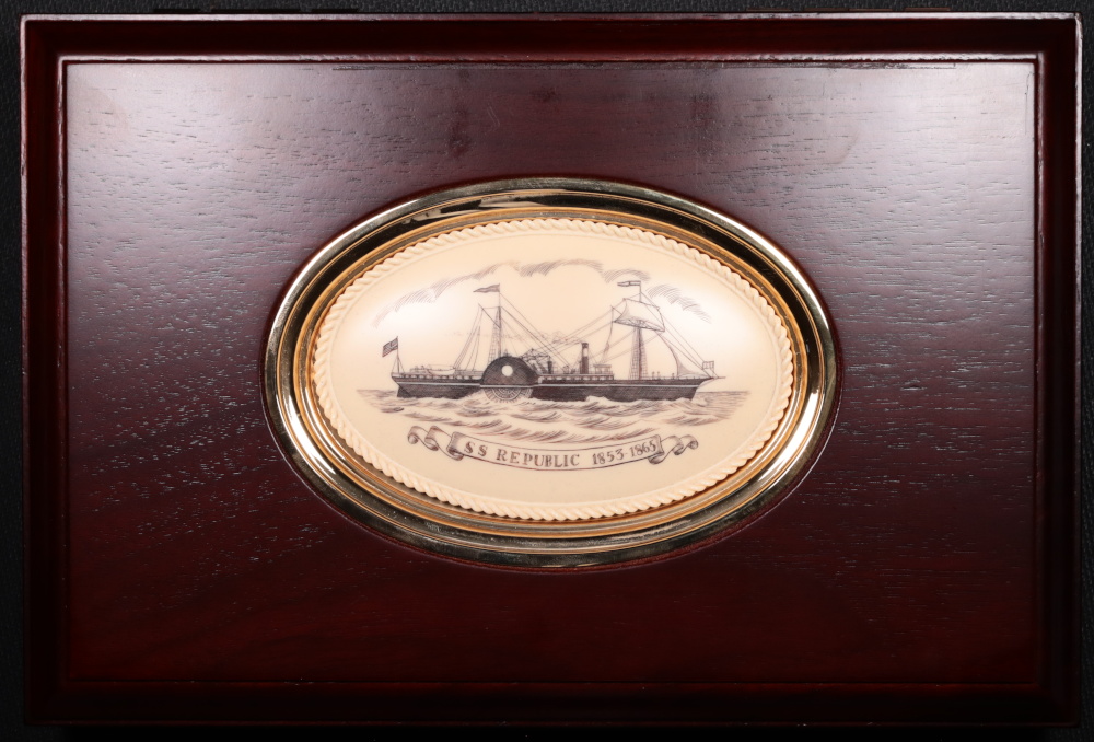SS Republic 3-Coin Arrows Liberty Seated Half Dollar Set Odyssey Mahogany Display Tray with Ivory Oval Panel